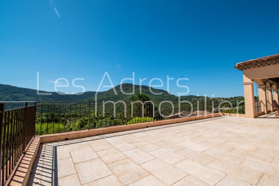 Maison à vendre à Les adrets-de-l&rsquo;estérel — Vue mer — photo 15