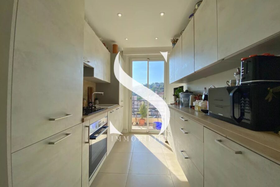 Appartement à vendre à Vallauris — Vue montagne — photo 6
