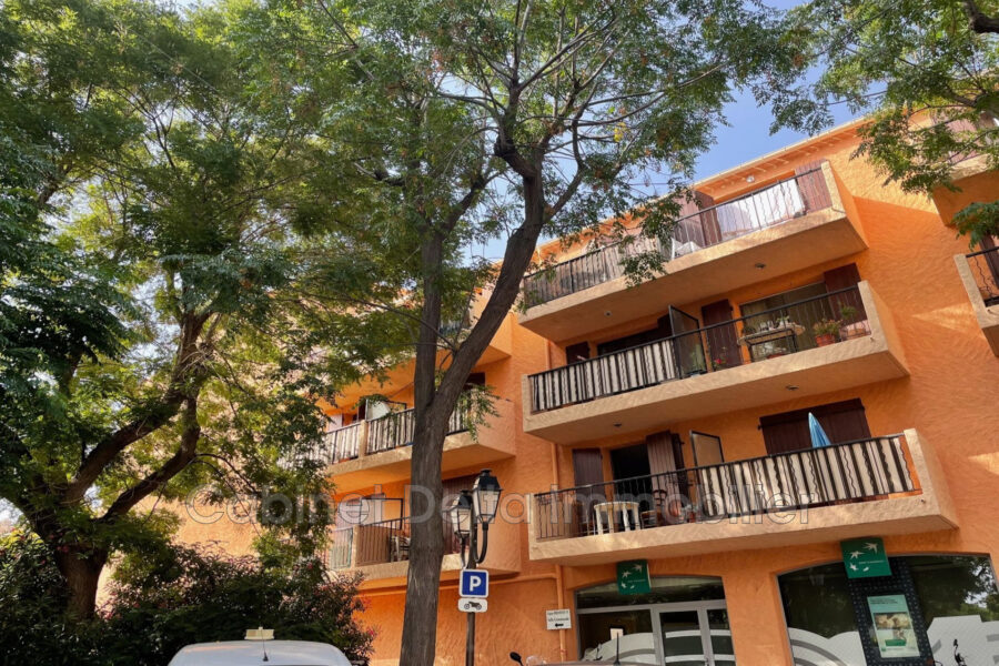 Appartement à louer à Ollioules — Vue parc & jardin — photo 8