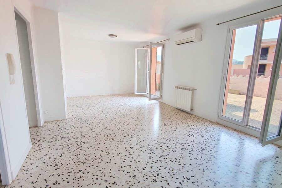 Appartement à vendre à Banyuls sur mer — Vue montagne — photo 6