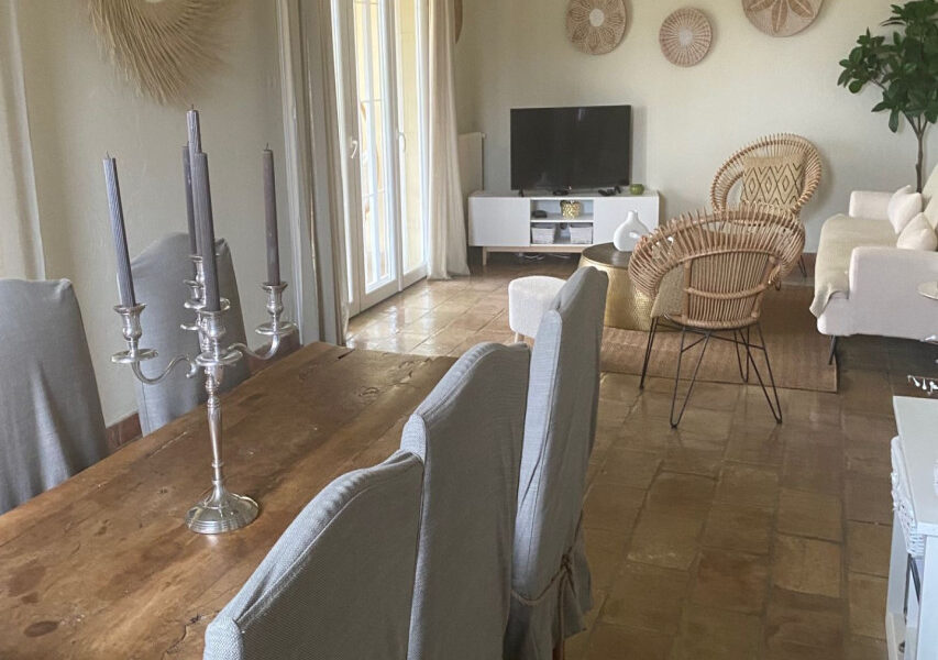Maison à louer à Cagnes-sur-mer