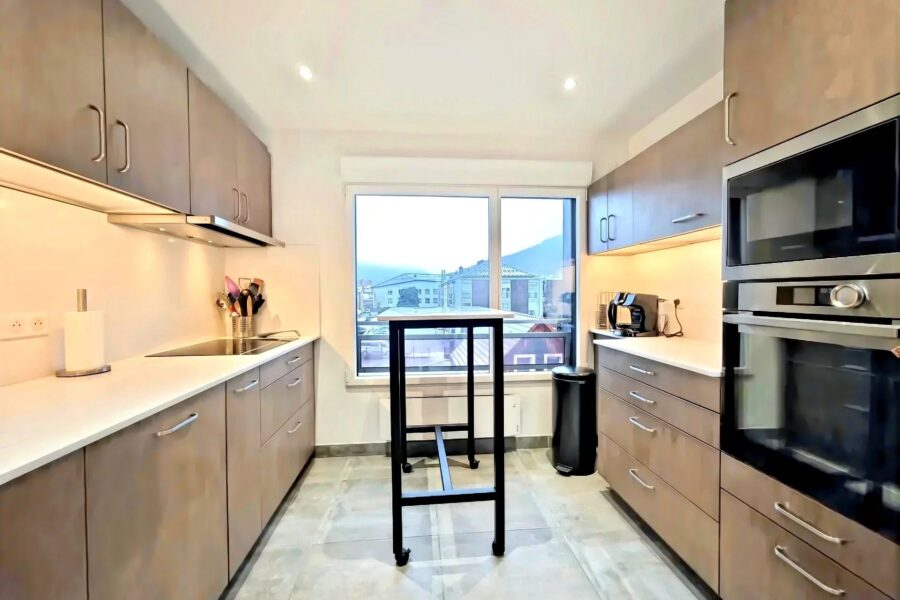 Appartement à vendre à Gérardmer — Vue sur la ville — photo 2