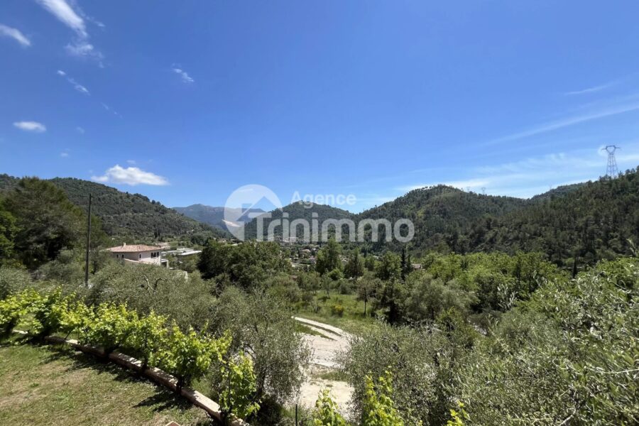 Maison à vendre à L&rsquo;escarène — Vue montagne — photo 1