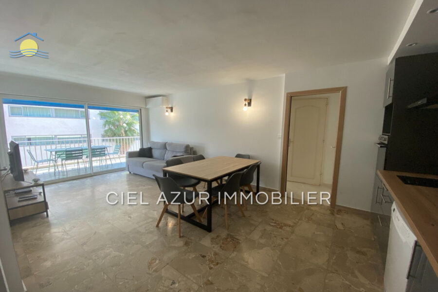 Appartement à louer à Antibes