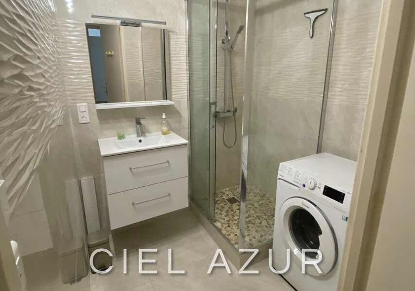 Appartement à louer à Antibes