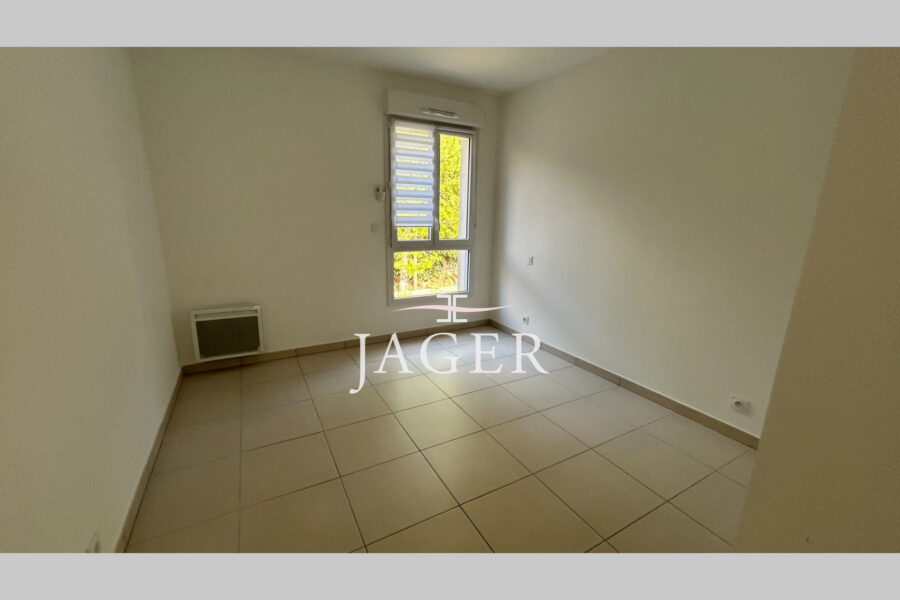 Appartement à vendre à Grimaud — Vue parc — photo 4