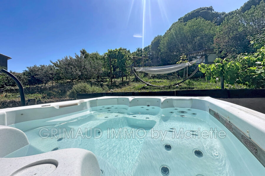 Maison à vendre à Les issambres — Vue mer — photo 2