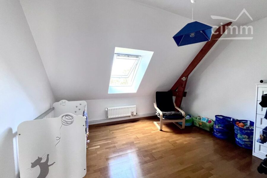 Maison à vendre à Chamant — Vue parc — photo 14