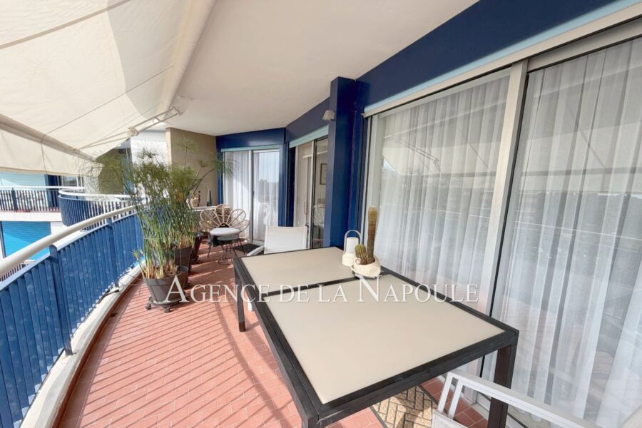 Appartement à vendre à Mandelieu-la-napoule