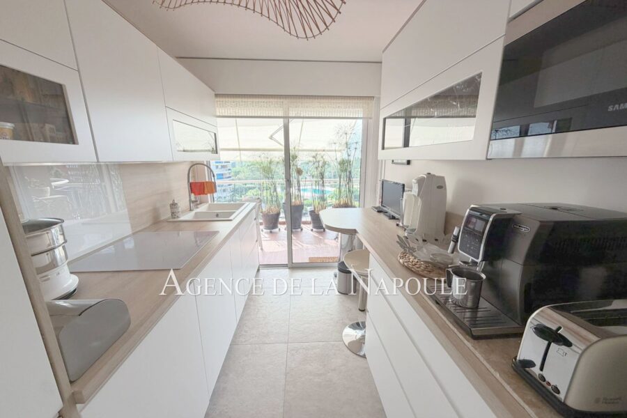 Appartement à vendre à Mandelieu-la-napoule