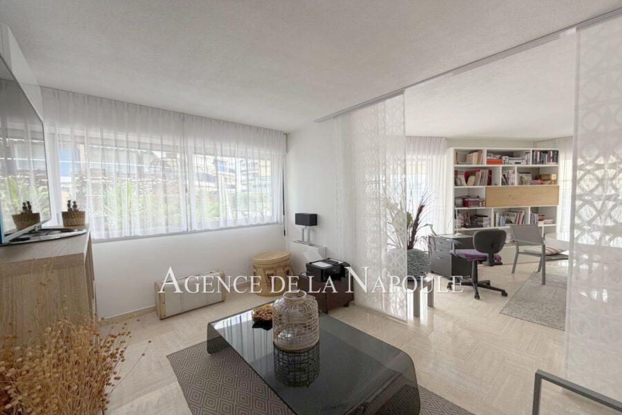 Appartement à vendre à Mandelieu-la-napoule