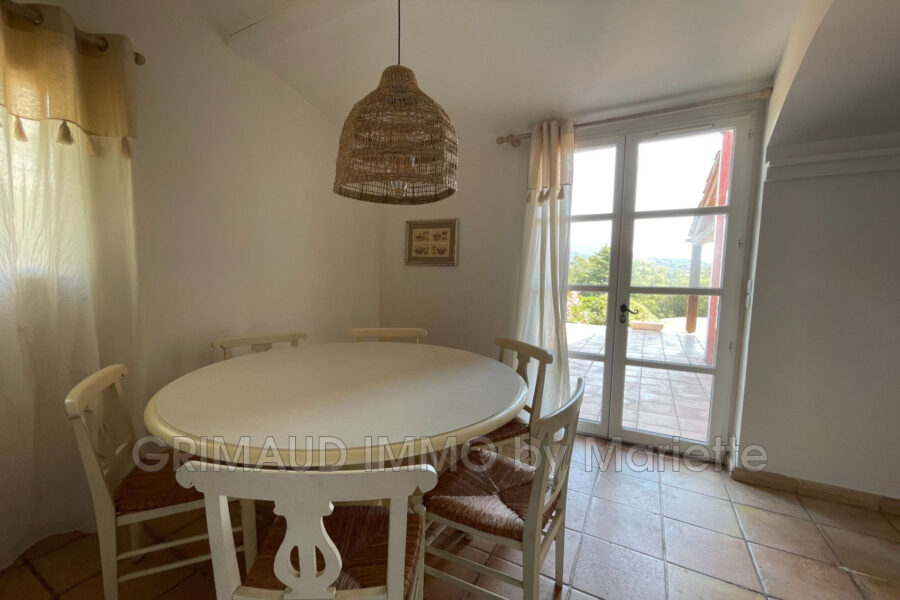 Maison à vendre à Grimaud