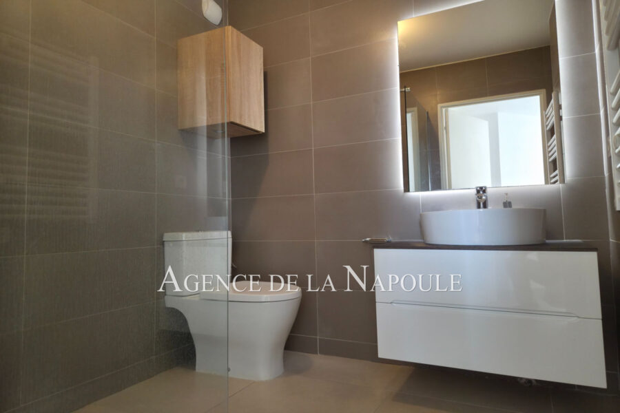 Appartement à vendre à Mandelieu-la-napoule