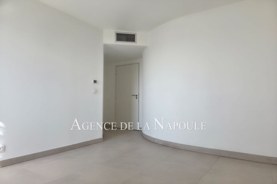 Appartement à vendre à Mandelieu-la-napoule