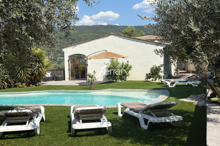 Maison à vendre à Callas — Vue nature — photo 10
