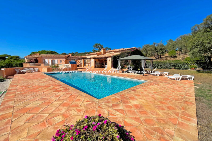 Maison à vendre à Sainte-maxime
