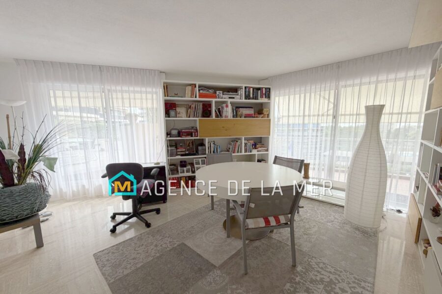Appartement à vendre à Mandelieu-la-napoule