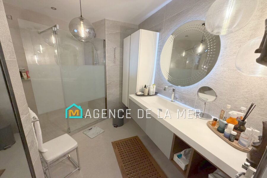 Appartement à vendre à Mandelieu-la-napoule