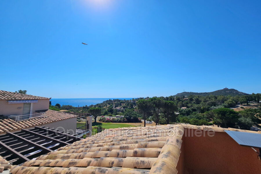 Appartement à vendre à Saint-raphaël — Vue mer — photo 3