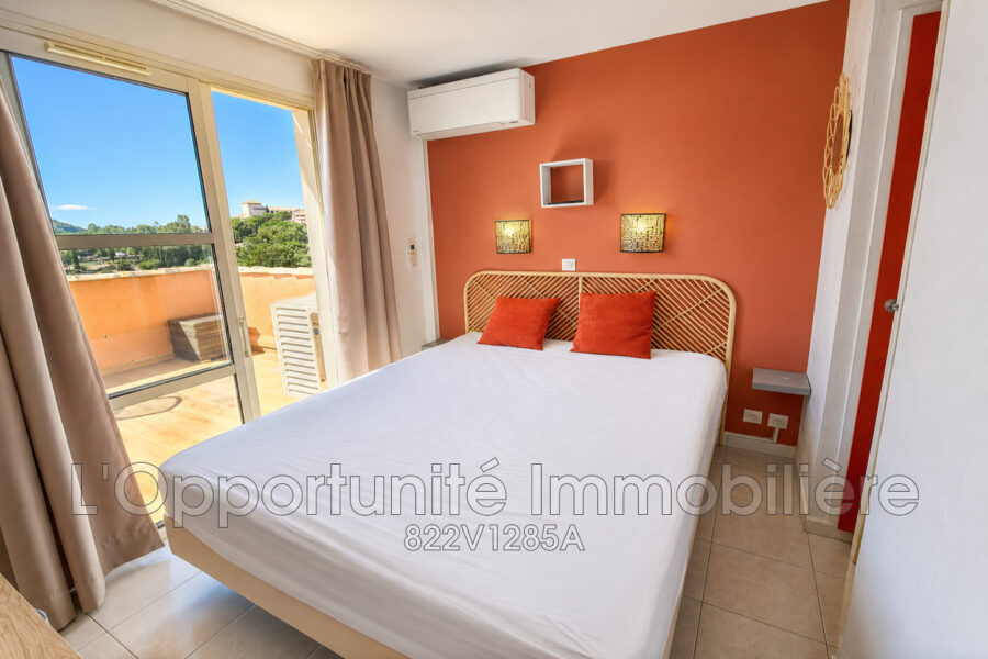 Appartement à vendre à Saint-raphaël — Vue mer — photo 5