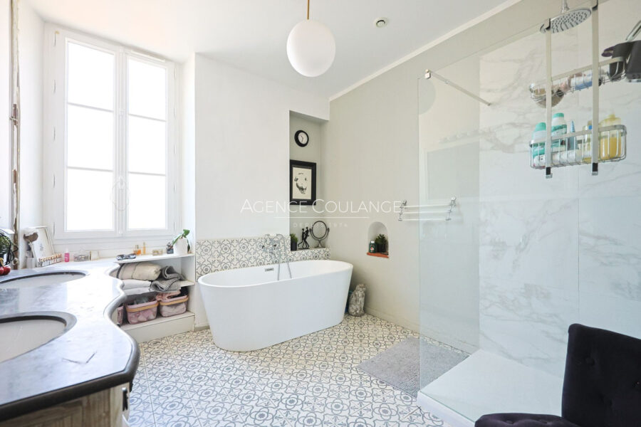 Maison à vendre à La ciotat — Vue parc — photo 14