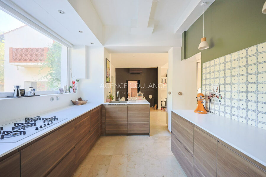 Maison à vendre à La ciotat — Vue parc — photo 6
