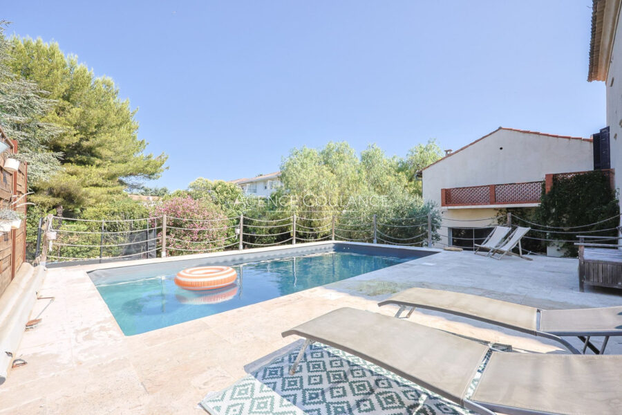 Maison à vendre à La ciotat — Vue parc — photo 4