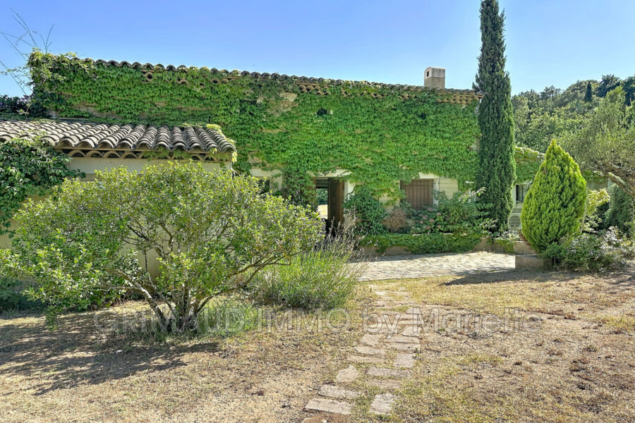 Maison à vendre à La garde-freinet