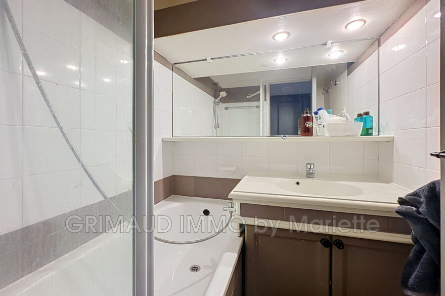 Appartement à vendre à Grimaud — Vue mer — photo 8