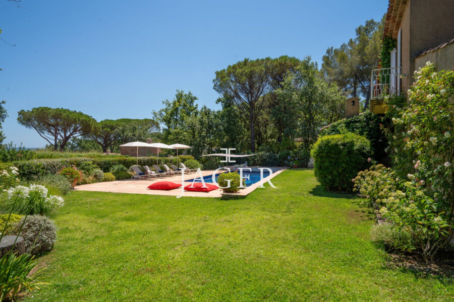 Maison à vendre à Grimaud — Vue mer — photo 4