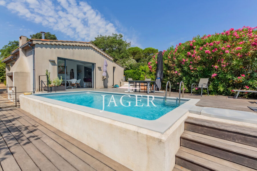Maison à vendre à Grimaud — Vue mer — photo 2