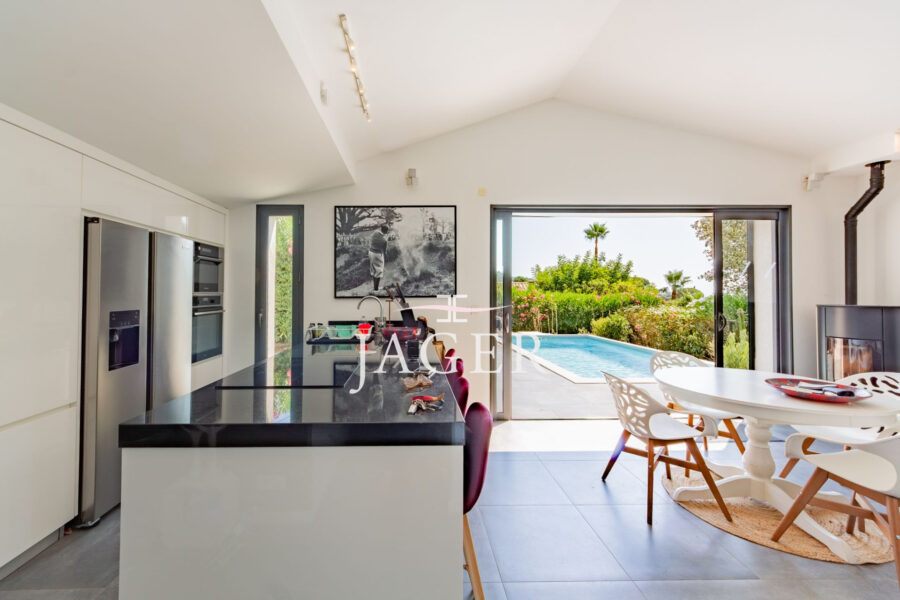 Maison à vendre à Grimaud — Vue mer — photo 7