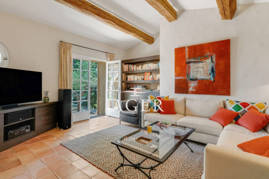 Maison à vendre à Grimaud — Vue mer — photo 10