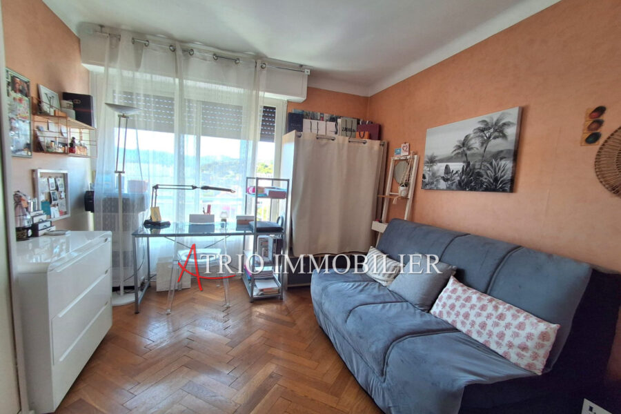 Appartement à vendre à Cagnes-sur-mer — Vue sur la ville — photo 5