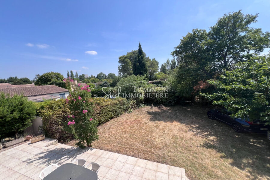 Maison à vendre à Paradou — Vue parc — photo 1