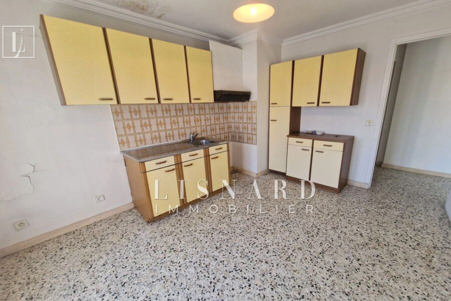 Appartement à vendre à Vallauris — Vue sur la ville — photo 5