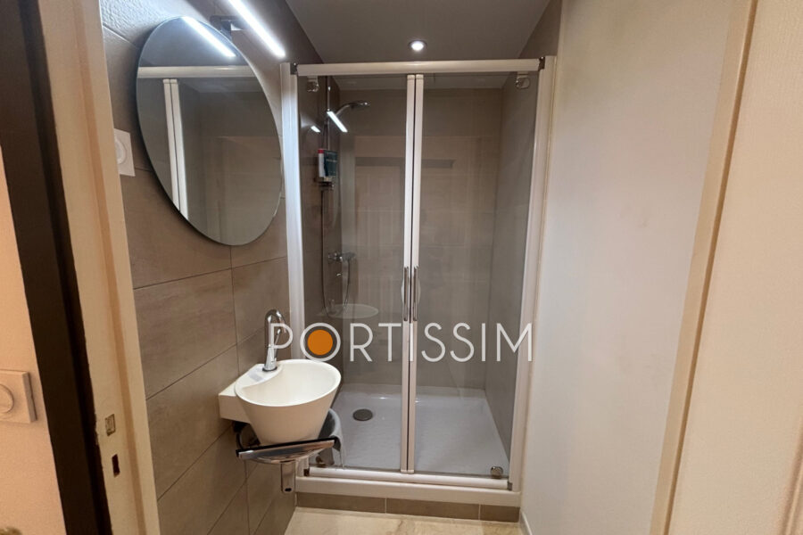 Appartement à vendre à Saint-laurent-du-var — Vue mer — photo 9