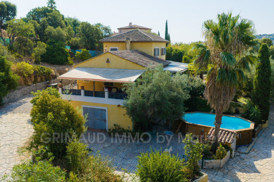 Maison à vendre à Sainte-maxime — Vue montagne — photo 2