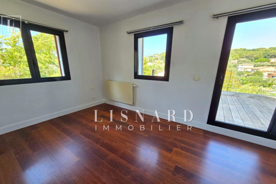 Maison à vendre à Vallauris — Vue parc — photo 7