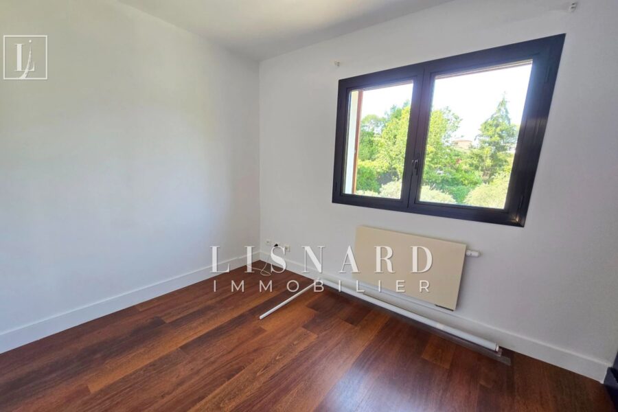 Maison à vendre à Vallauris — Vue parc — photo 10
