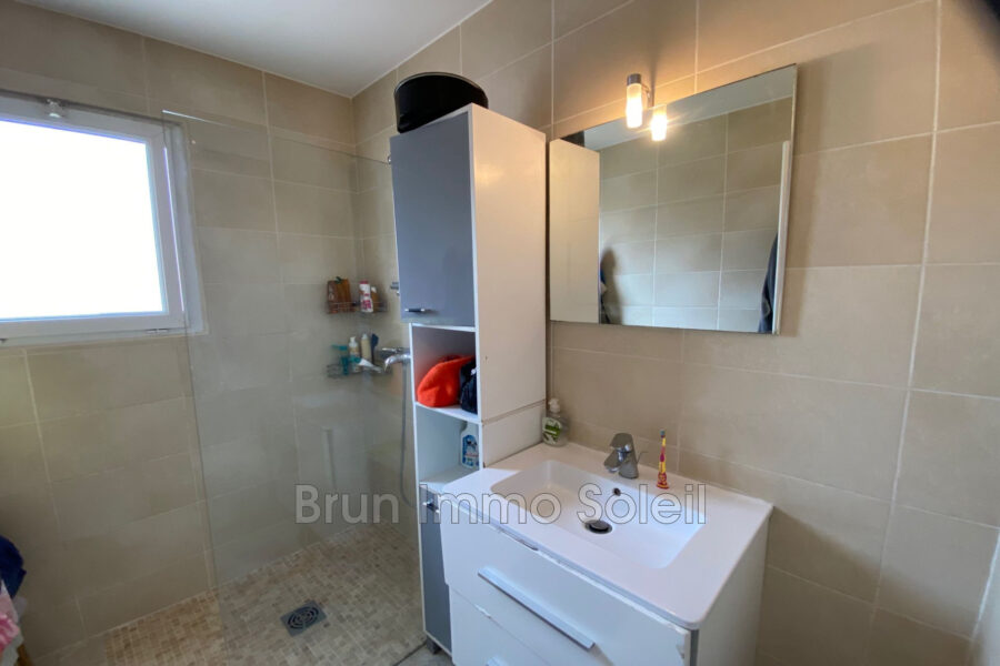Appartement à vendre à Cagnes-sur-mer — Vue sur la ville — photo 7