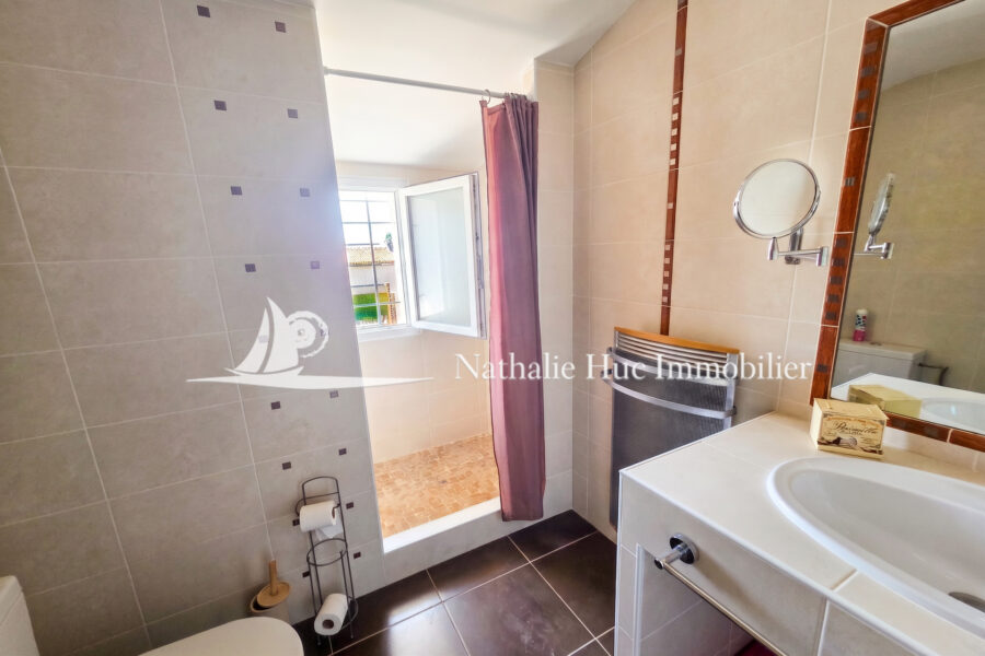 Maison à vendre à Saint-Cyprien — Vue mer — photo 12
