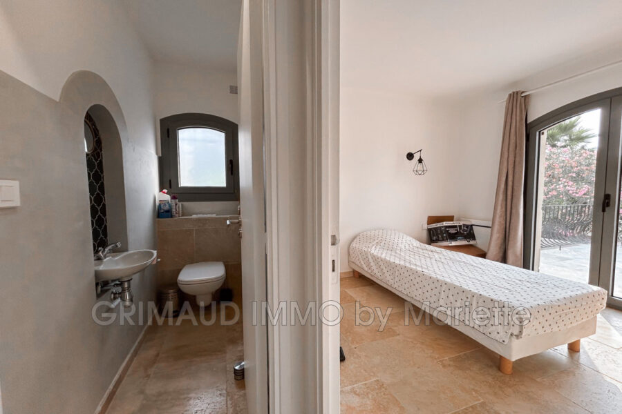 Maison à vendre à Le plan-de-la-tour — Vue parc — photo 13