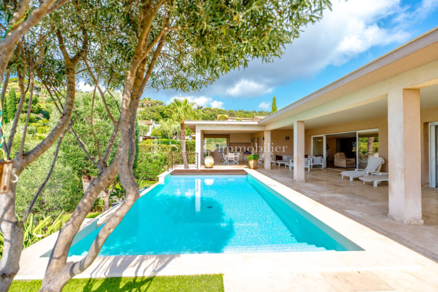 Maison à vendre à Sainte-maxime — Vue mer — photo 2