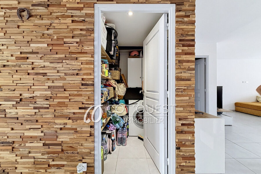 Appartement à vendre à Saint-laurent-du-var — Vue sur la ville — photo 13