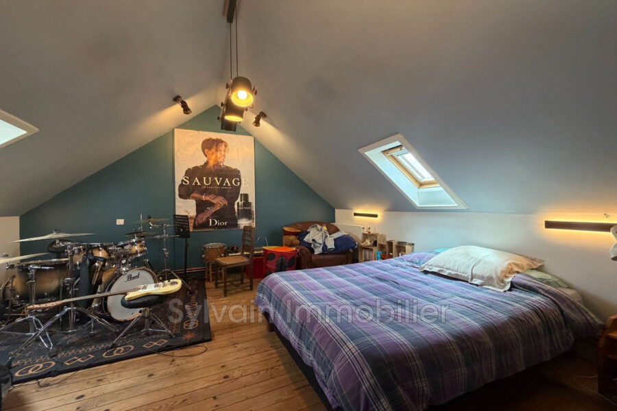 Maison à vendre à Marseille-en-beauvaisis — Vue parc — photo 7