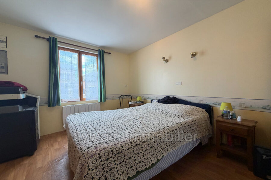 Maison à vendre à Marseille-en-beauvaisis — Vue parc — photo 11