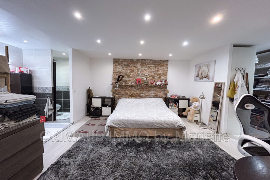 Maison à vendre à Sainte-maxime — Vue montagne — photo 11