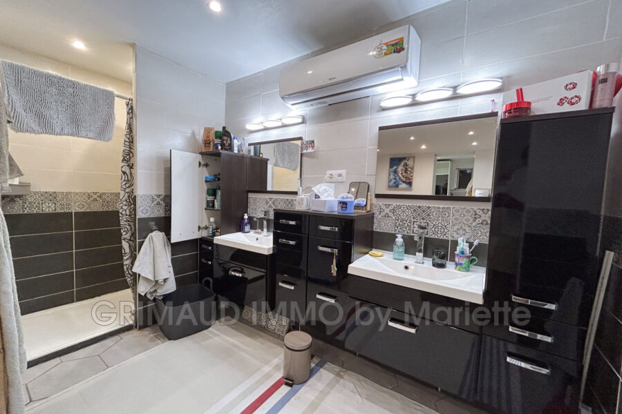 Maison à vendre à Sainte-maxime — Vue montagne — photo 12