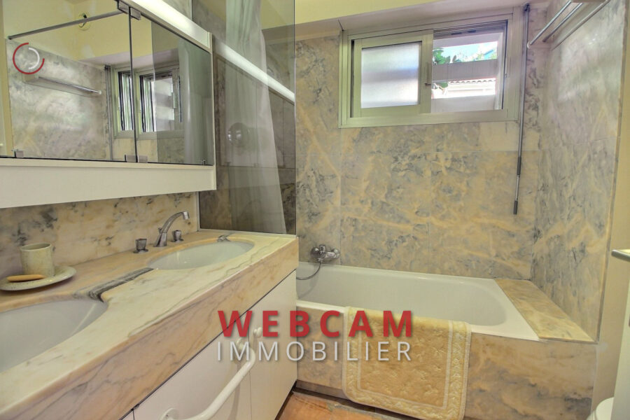 Appartement à vendre à Cannes — Vue parc — photo 5